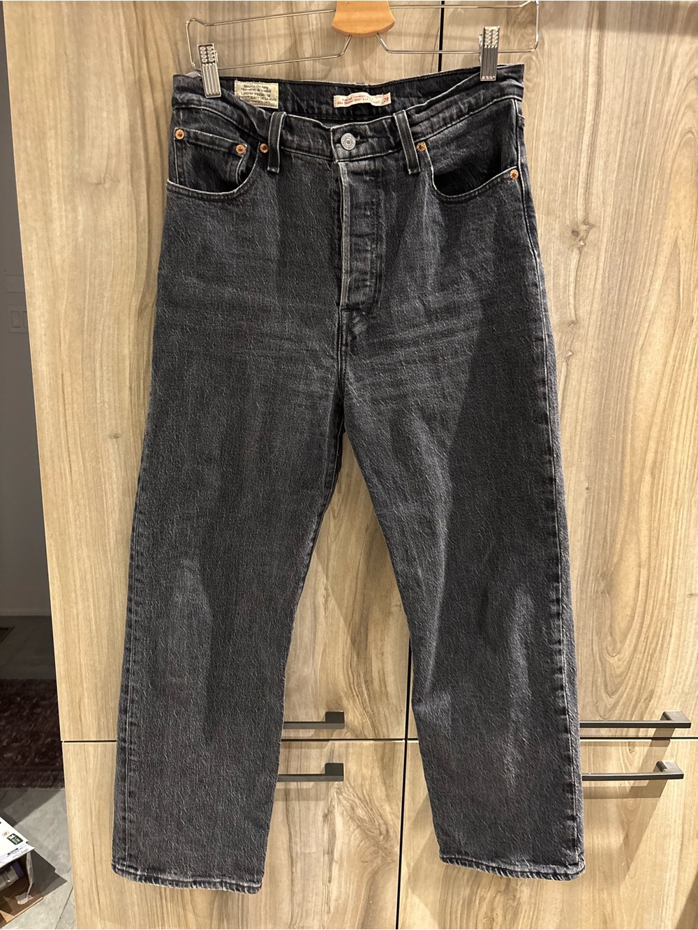 Levi’s Premium Ribcage Straight Ankle Jeans W28 L27 Washed Black 90s Minimalist - Picture 2 of 15